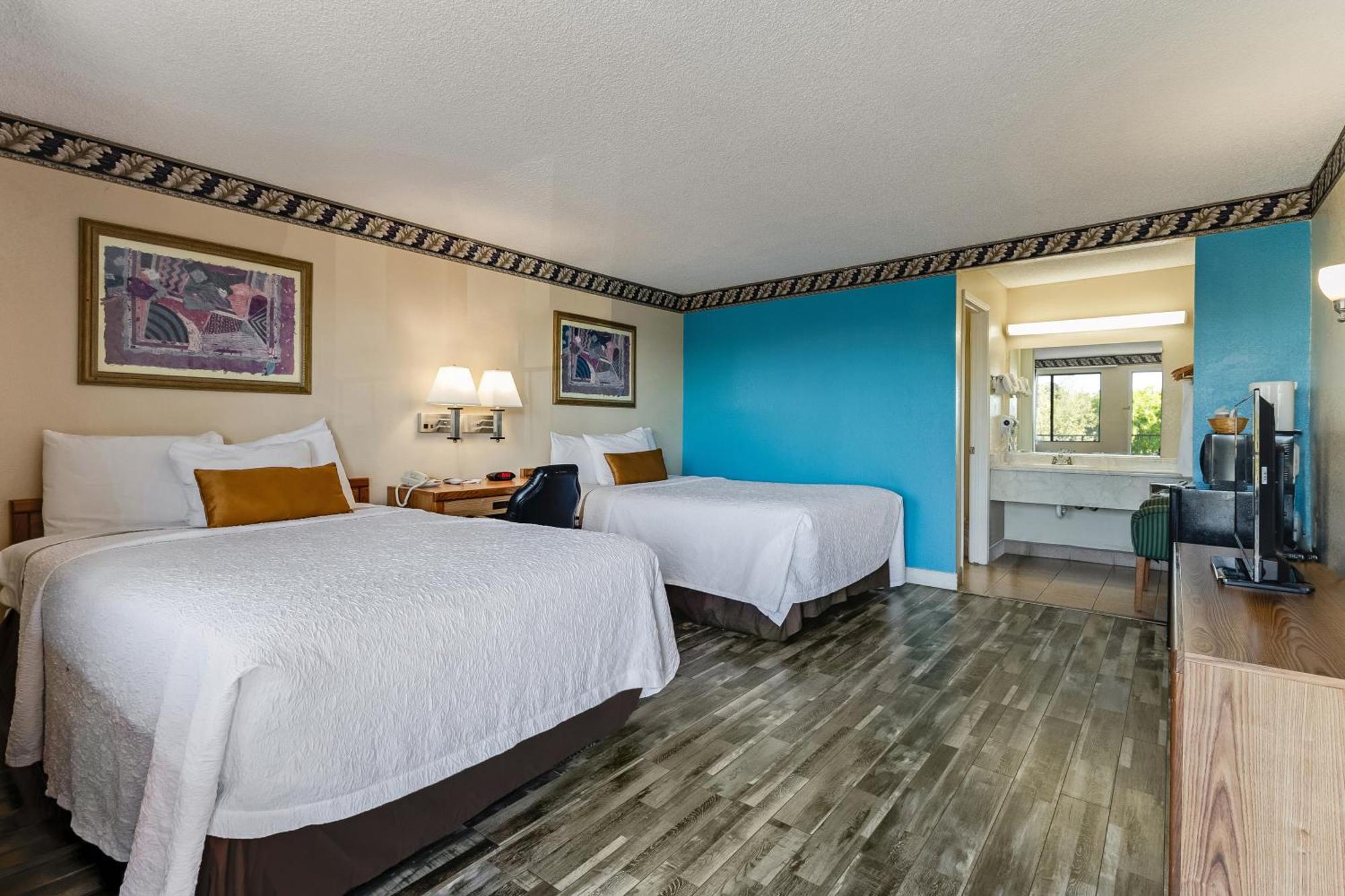 Knights Inn Madera Extérieur photo